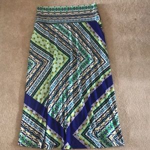 Chevron maxi skirt, flowy and colorful!